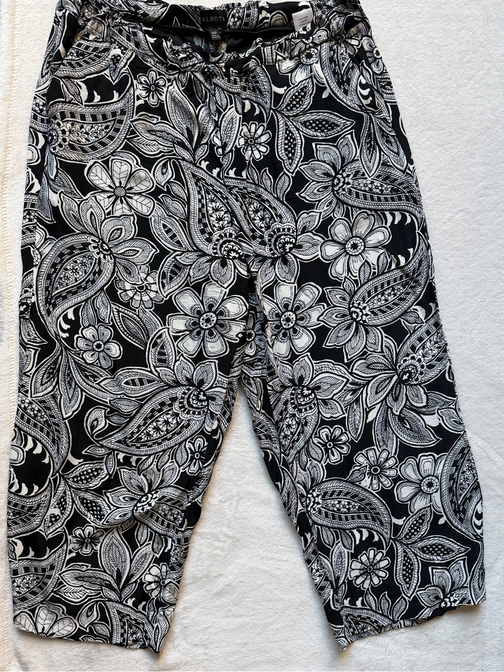 Talbots Petite Black and White Wide Leg Cropped Pants